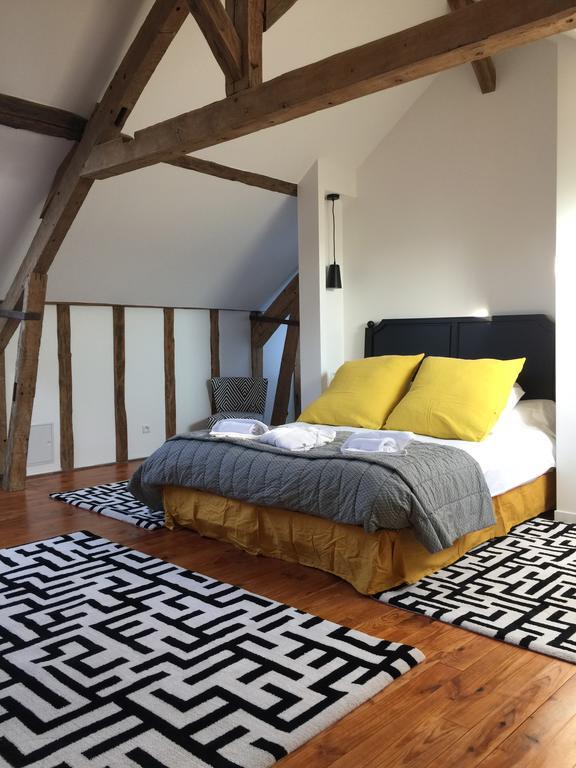 Domaine De Vesigneux Bed & Breakfast *