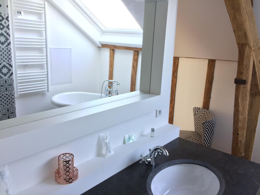 Domaine De Vesigneux Bed & Breakfast *
